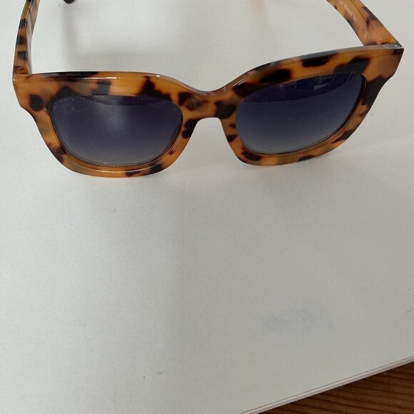 Womens Tortoise Sunglasses by Peepers